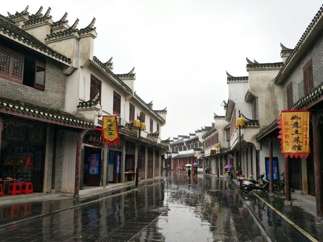 大学生恋爱应该持有什么样的心态才最好？游戏画面